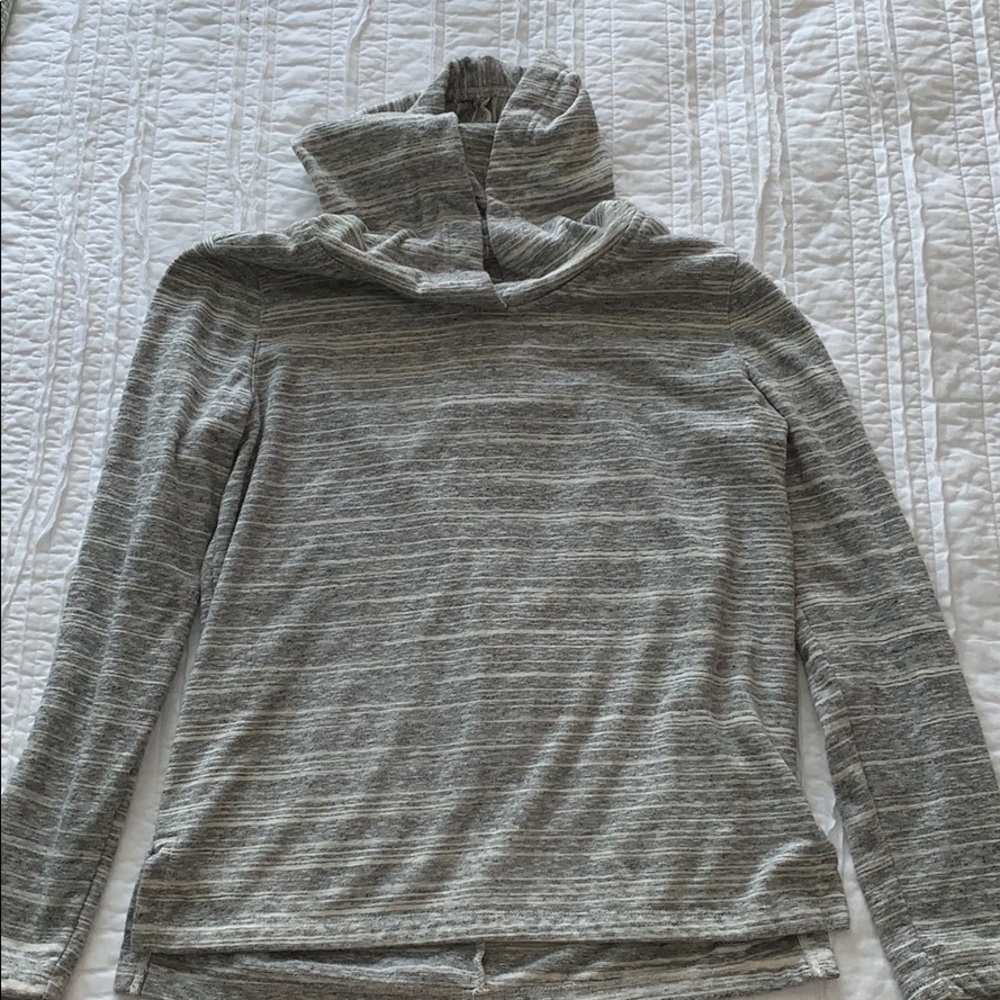 Heather grey GAP hoodie